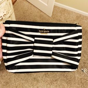 Cute KATE SPADE ♠️ small bag 😍